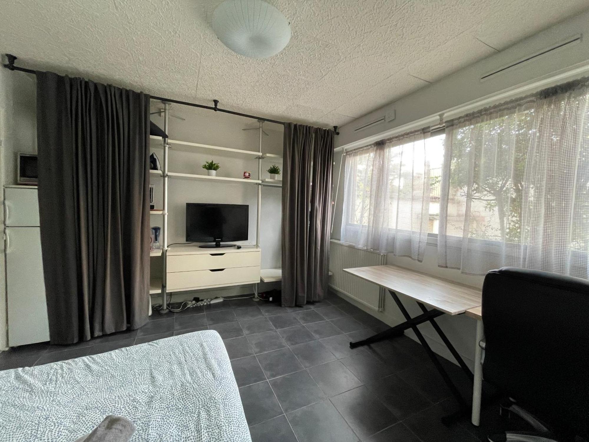 Cosy Studio In The Center Of Clichy Lägenhet Exteriör bild